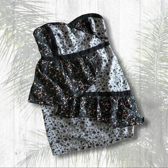 π Urban Outfitters Strapless Ruffle Dress π - Picture 7 of 7